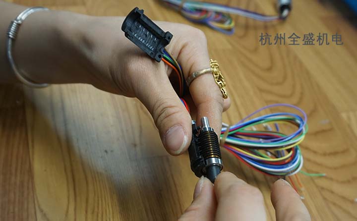 導電滑環(huán)的維護要了解滑環(huán)刷絲的內部結構